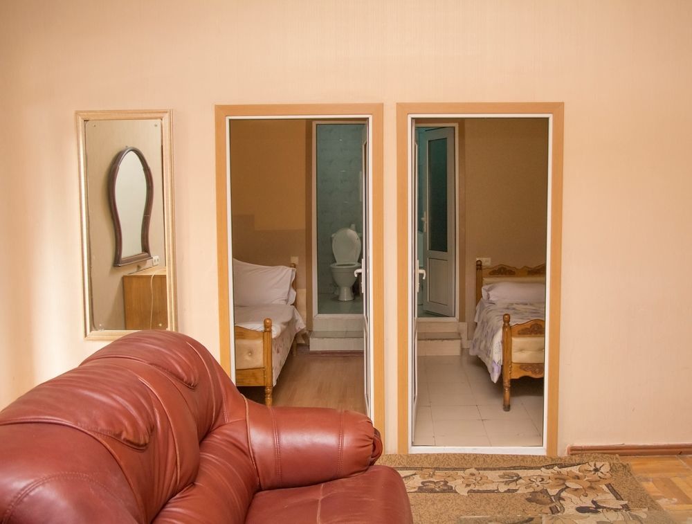 Aratta Hotel Argavand ภายนอก รูปภาพ